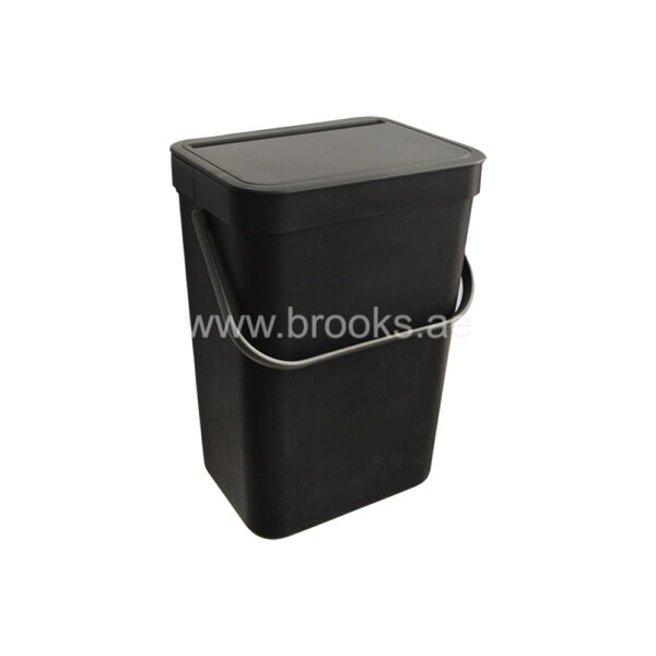 Brooks Hanging Plastic Kitchen Bin 12 Ltr.