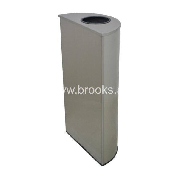 Brooks Fiazo GS Open Bin Silver 37Ltr - Image 4